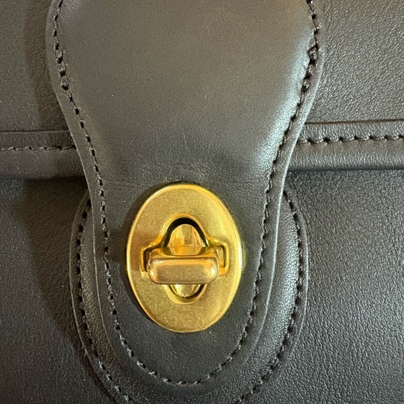 Vintage Coach Willis New With Tags & Paperwork - Picture 8 of 9